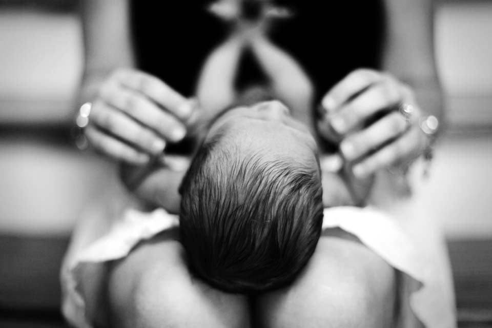See Why This Paranoid Mom Kept Her Baby’s Photos Off Facebook. The Reason Will Make You Think Twice.